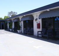 Motel Lodge - Holiday Cairns