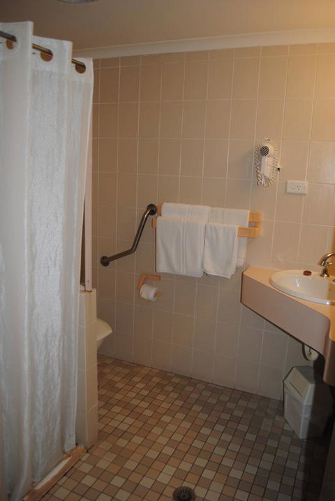 Motel Miramar - Holiday Cairns 3