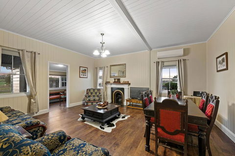 Mountview Homestead Near Toowoomba - Holiday Cairns 3