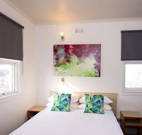 Mowbray Hotel - Holiday Cairns