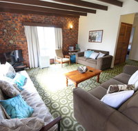 Muller's Cottage at Hat Head Pet Friendly - Holiday Cairns
