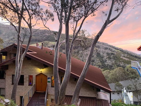 Murmeli Falls Creek - Holiday Cairns 0