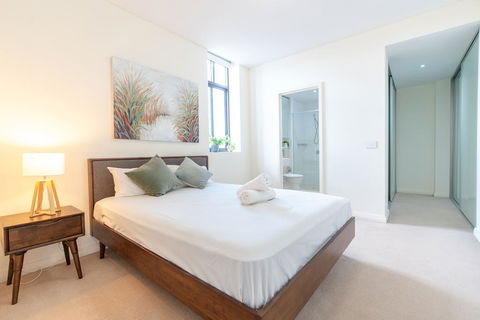 MWP25-Comfy 2 Bedroom Apt In Wentworth Point - Holiday Cairns 3