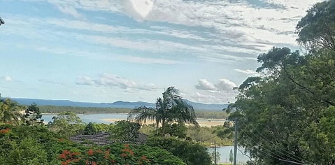 Nambucca Beach House - Holiday Cairns 1