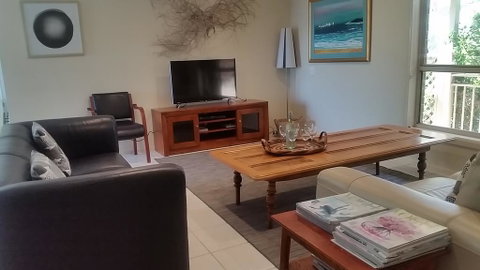 Nambucca Beach House - Holiday Cairns 3