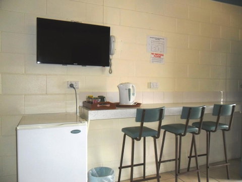 Nanango Antler Motel - Holiday Cairns 2