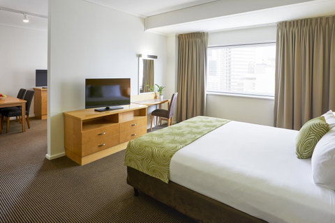 Novotel Perth Langley - Holiday Cairns 40