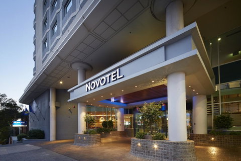 Novotel Perth Langley - Holiday Cairns 13