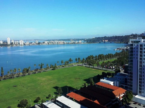 Novotel Perth Langley - Holiday Cairns 44