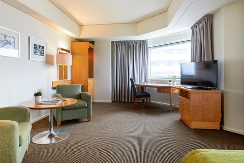 Novotel Perth Langley - Holiday Cairns 24