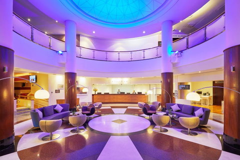 Novotel Perth Langley - Holiday Cairns 10