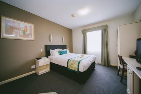 Hotel Northbridge - Holiday Cairns 4
