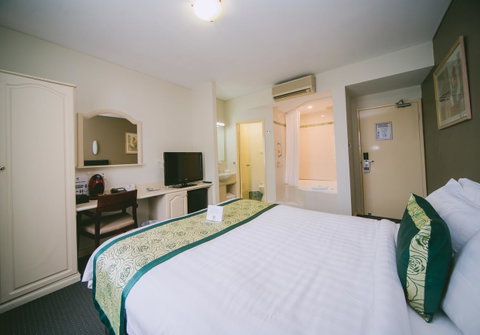 Hotel Northbridge - Holiday Cairns 1