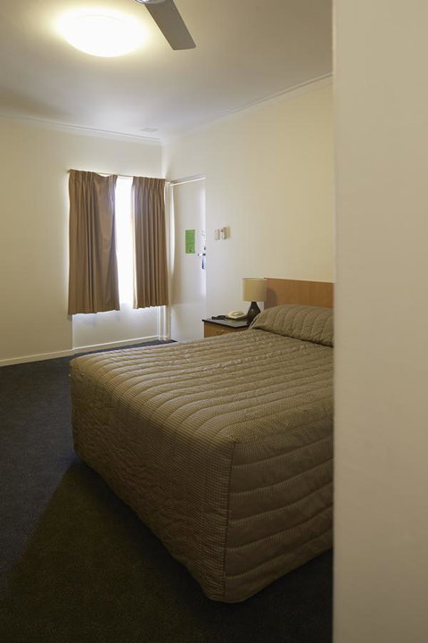 Baileys Parkside Motel By VetroBlu - Holiday Cairns 6
