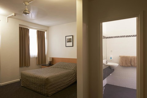 Baileys Parkside Motel By VetroBlu - Holiday Cairns 15