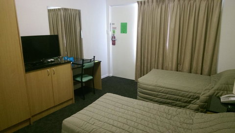 Baileys Parkside Motel By VetroBlu - Holiday Cairns 17