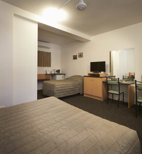 Baileys Parkside Motel By VetroBlu - Holiday Cairns 8