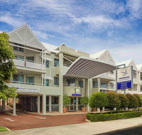 Broadwater Resort Como