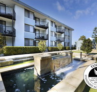 Lodestar Waterside Apartments - Holiday Cairns
