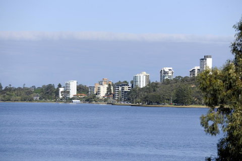Lodestar Waterside Apartments - Holiday Cairns 40