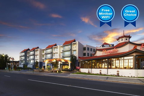 Pagoda Resort & Spa - Holiday Cairns 0