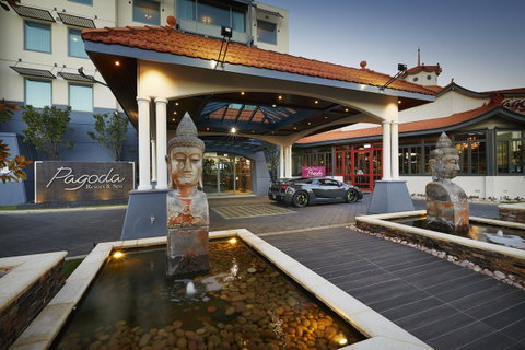 Pagoda Resort & Spa - Holiday Cairns 11