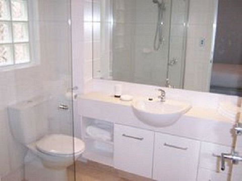 West End District Apartments - Holiday Cairns 23