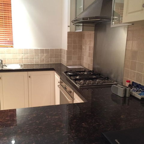 West End District Apartments - Holiday Cairns 13