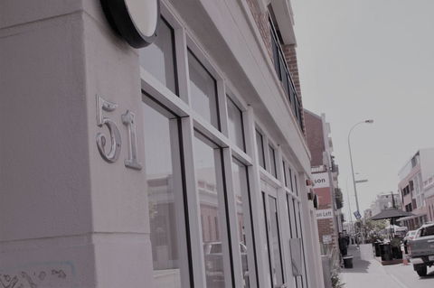 West End District Apartments - Holiday Cairns 8