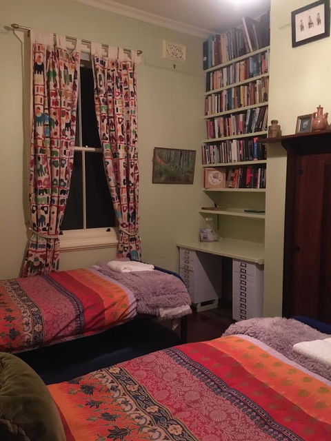 Lotti's House - Holiday Cairns 6