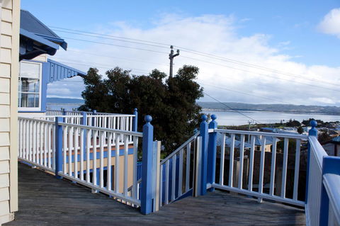 Lotti's House - Holiday Cairns 13