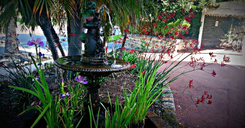 Sullivans Hotel - Holiday Cairns 24