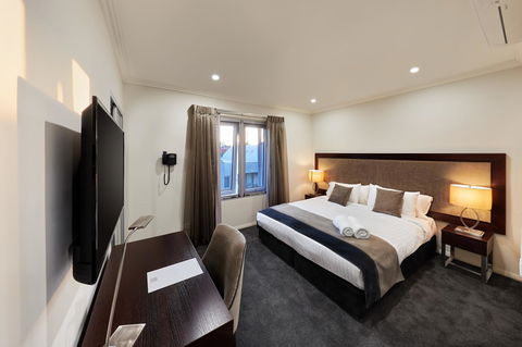 Attika Hotel - Holiday Cairns 17