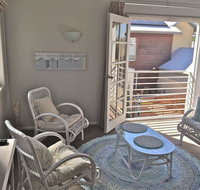 Fremantle Local Beach Studio - Holiday Cairns
