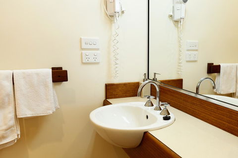 Karri Aura - Holiday Cairns 2