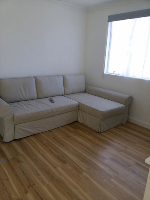 DIANELLA Budget Rooms Happy Place To Stay - Holiday Cairns 17
