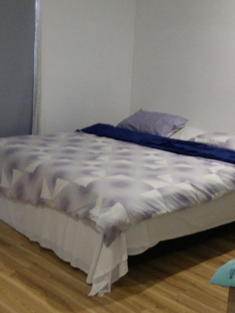 DIANELLA Budget Rooms Happy Place To Stay - Holiday Cairns 26