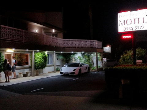 Mandurah Foreshore Motel - Holiday Cairns 0