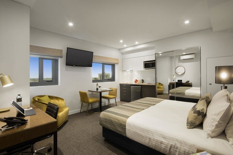 Quest East Perth - Holiday Cairns 32