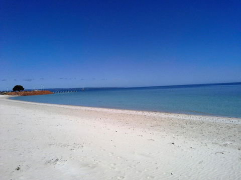 Busselton Beachfront - Holiday Cairns 0