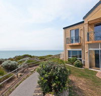 Caravel Beach House Mandurah