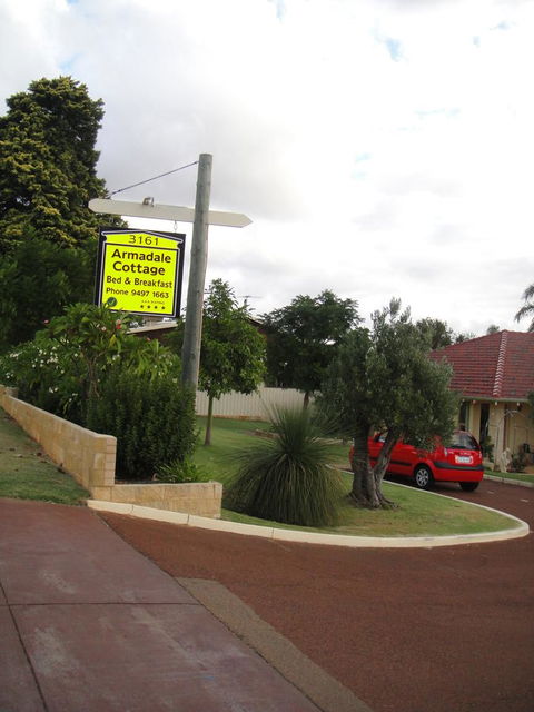 Armadale Cottage Bed & Breakfast - Holiday Cairns 34