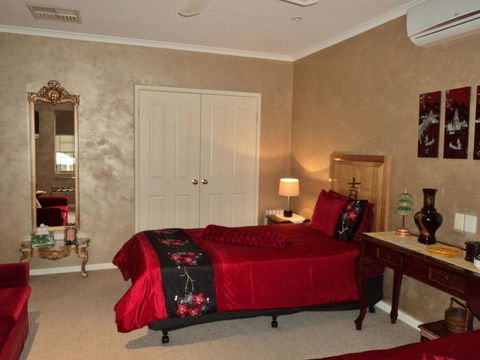 Armadale Cottage Bed & Breakfast - Holiday Cairns 21