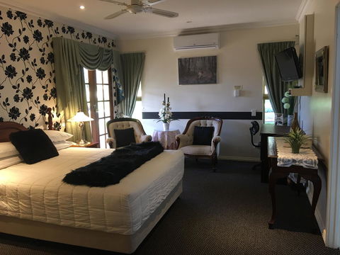Armadale Cottage Bed & Breakfast - Holiday Cairns 2