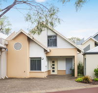 Beach Retreat - Busselton - Holiday Cairns