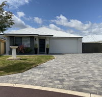 Be Wowed By Bayou - Busselton - Holiday Cairns
