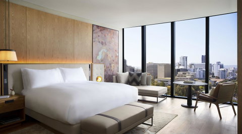 The Ritz-Carlton, Perth - Holiday Cairns 19