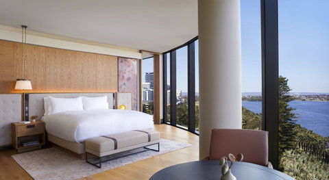 The Ritz-Carlton, Perth - Holiday Cairns 3