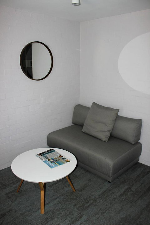 Atrium Hotel Mandurah - Holiday Cairns 10