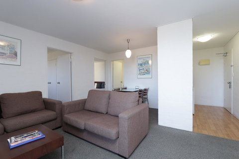Atrium Hotel Mandurah - Holiday Cairns 41